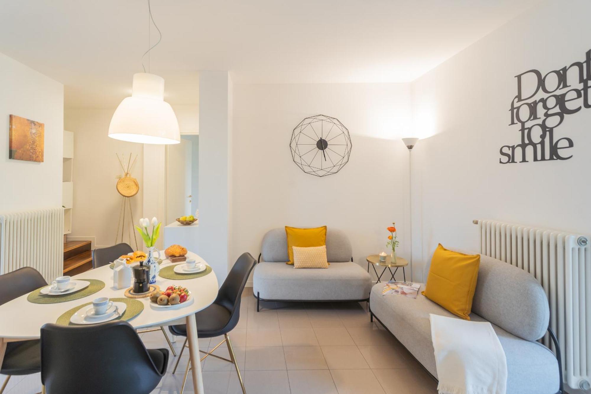 Ponente Balcony & Garden By Rent All Como Gravedona Luaran gambar