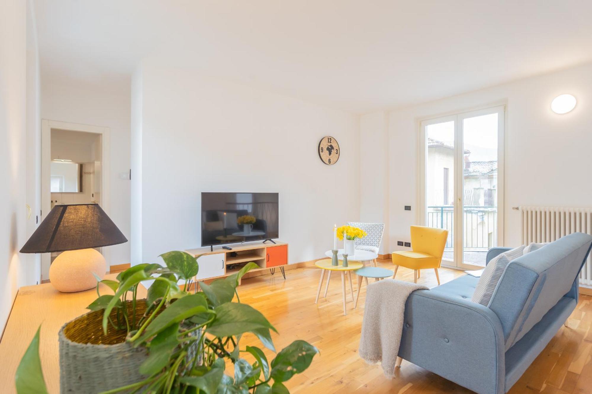 Ponente Balcony & Garden By Rent All Como Gravedona Luaran gambar