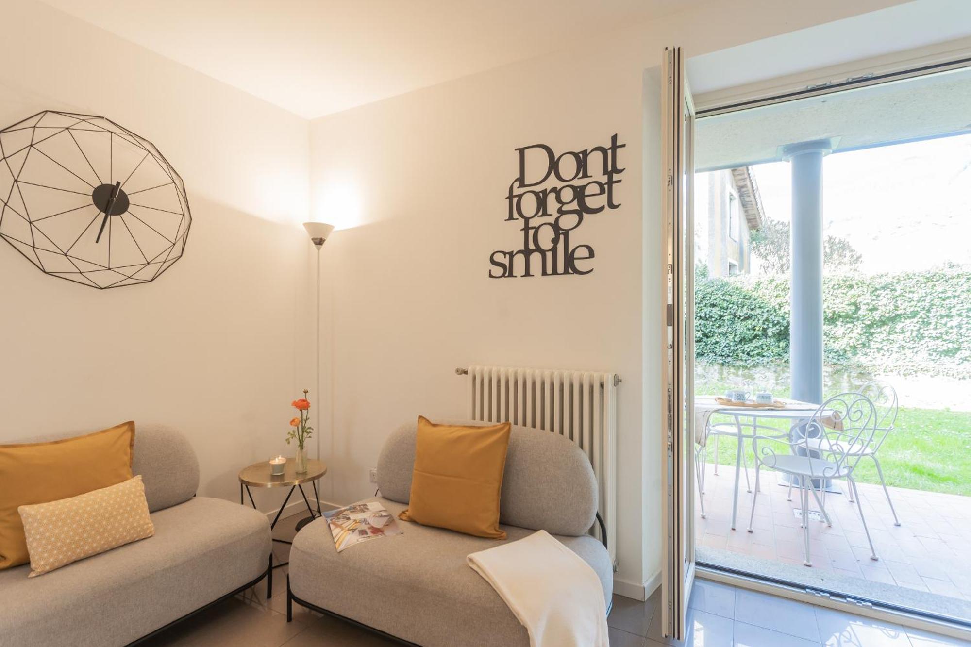 Ponente Balcony & Garden By Rent All Como Gravedona Luaran gambar