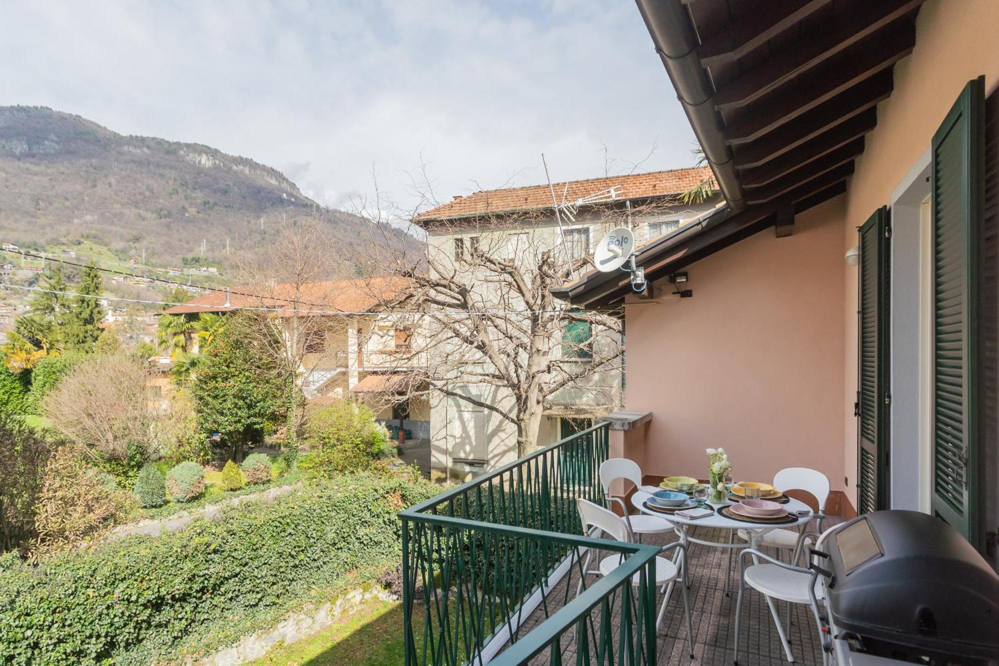 Ponente Balcony & Garden By Rent All Como Gravedona Luaran gambar